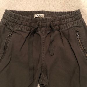 Aritzia TNA Cargo pants